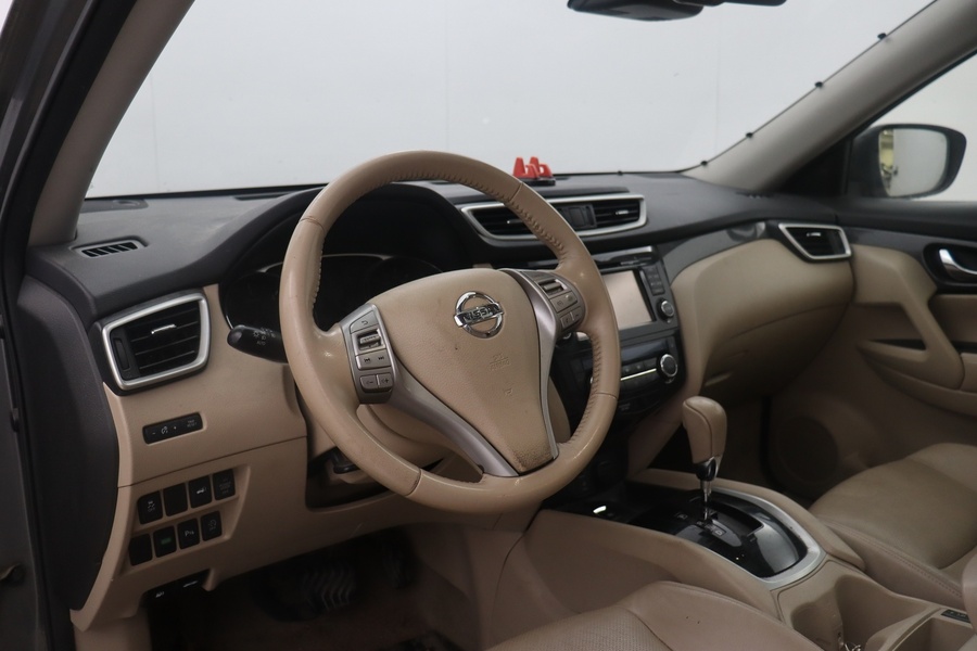 Nissan X-Trail vaihtoauto