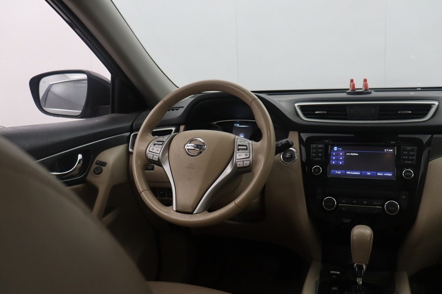 Nissan X-Trail vaihtoauto