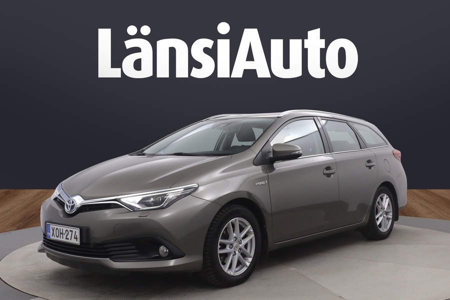 Toyota Auris vaihtoauto