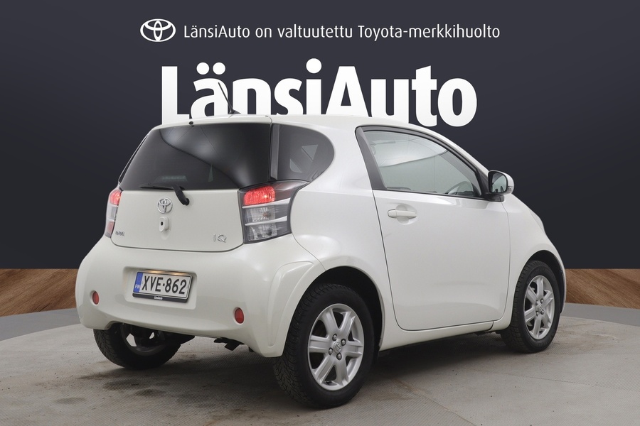 Toyota iQ vaihtoauto