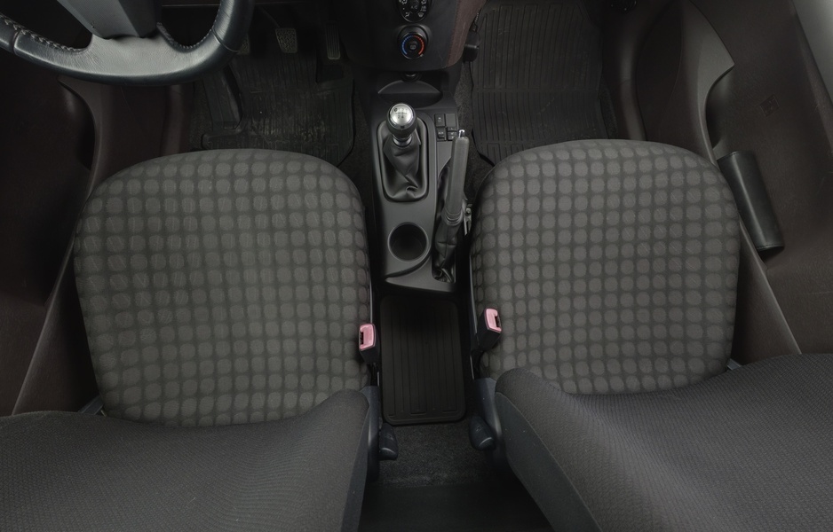 Toyota iQ vaihtoauto