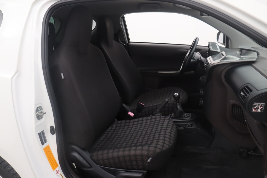 Toyota iQ vaihtoauto