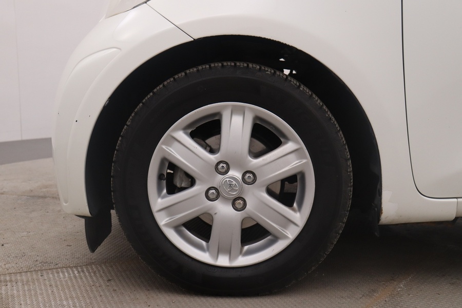 Toyota iQ vaihtoauto