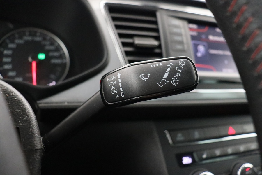 SEAT Leon vaihtoauto