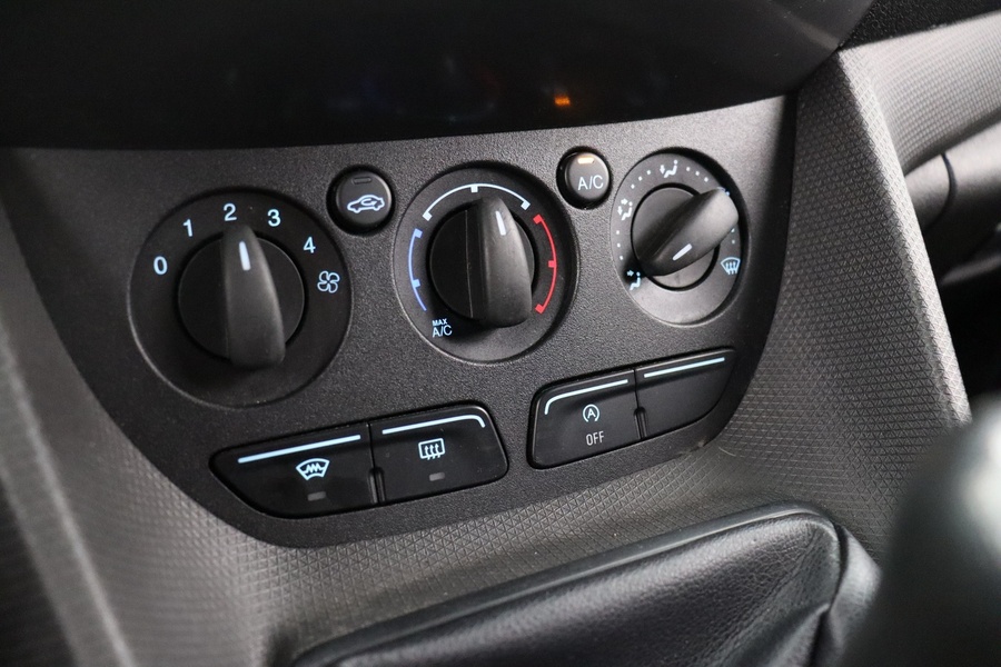 Ford Transit Connect vaihtoauto