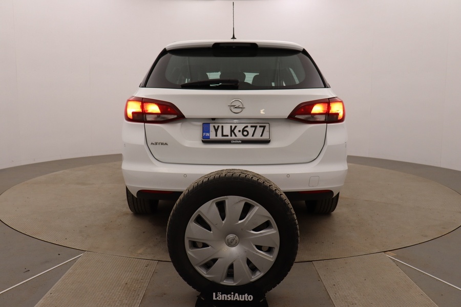 Opel Astra vaihtoauto