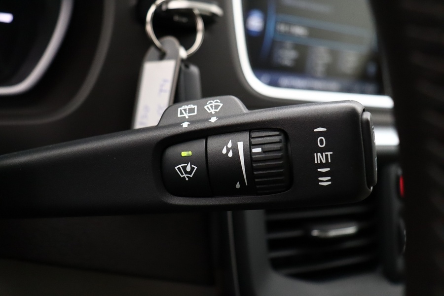 Volvo V40 Cross Country vaihtoauto