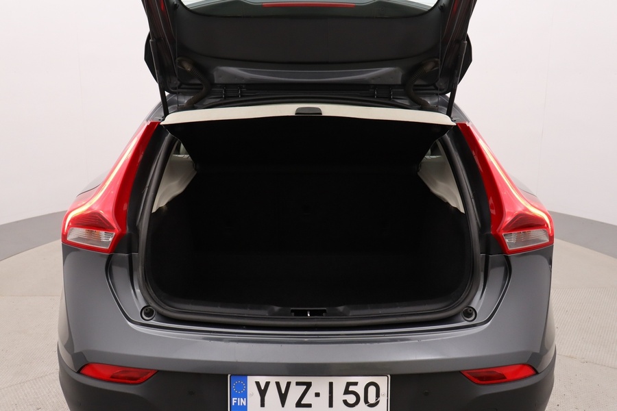 Volvo V40 Cross Country vaihtoauto