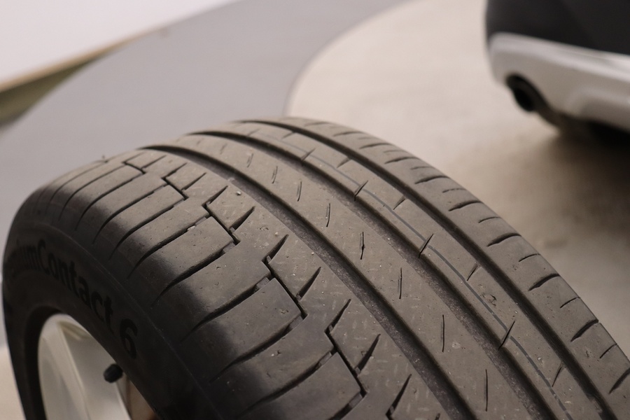 Volvo V40 Cross Country vaihtoauto