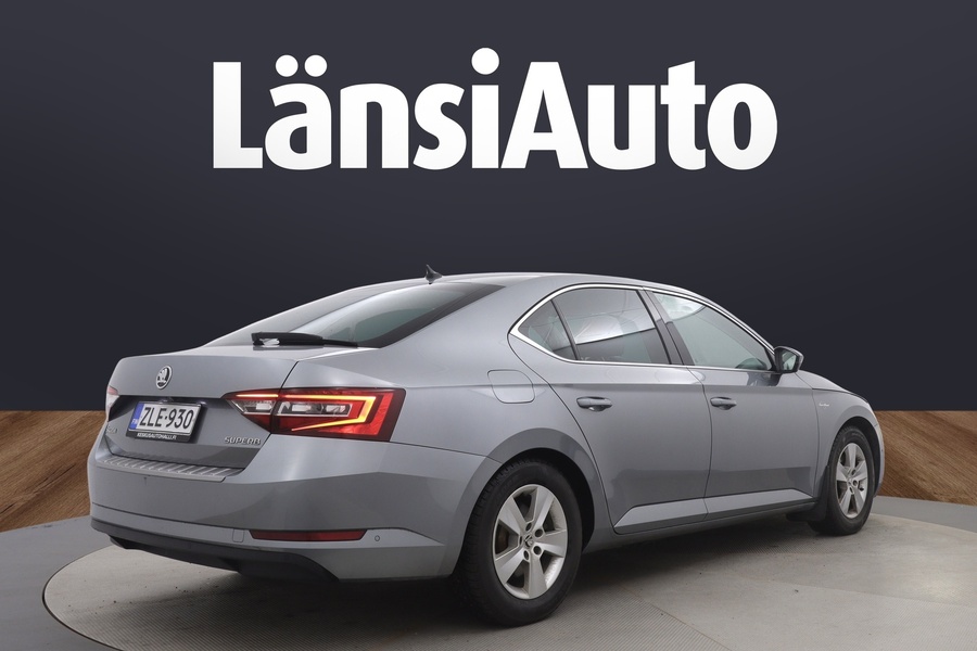 Skoda Superb vaihtoauto