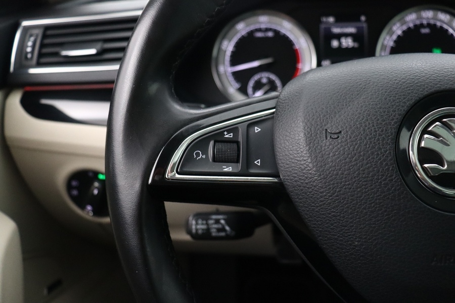 Skoda Superb vaihtoauto