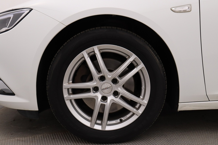 Opel Insignia vaihtoauto