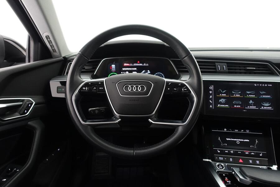Audi e-tron vaihtoauto