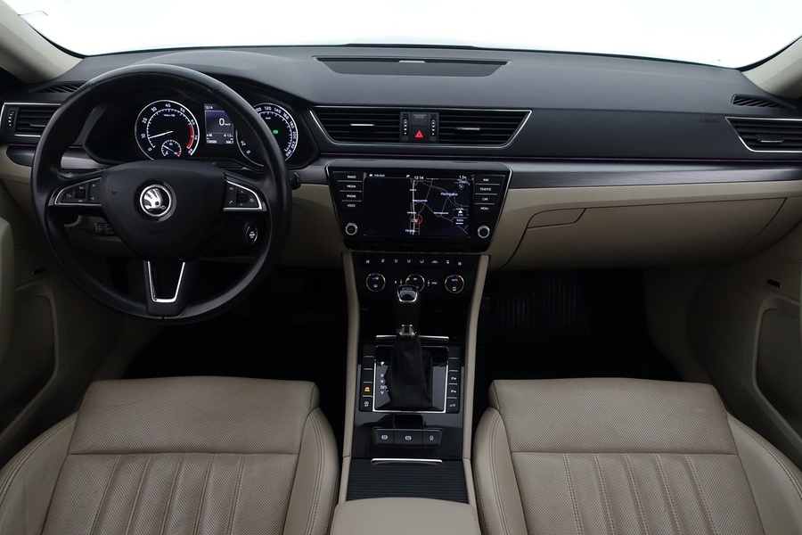 Skoda Superb vaihtoauto