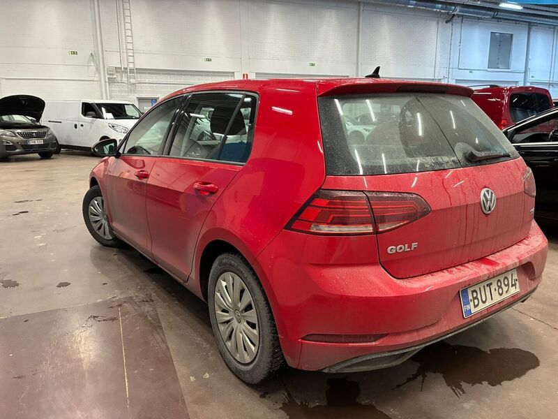 Volkswagen Golf vaihtoauto