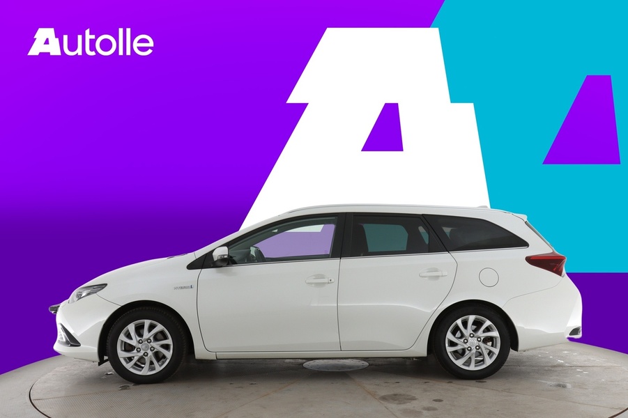 Toyota Auris vaihtoauto