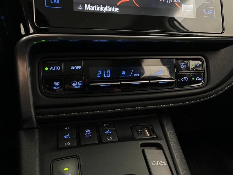 Toyota Auris vaihtoauto