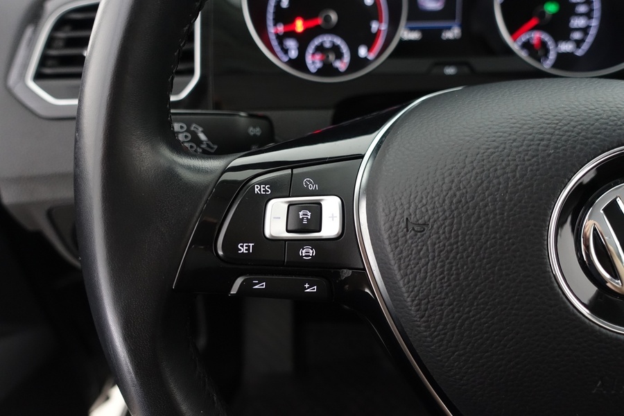 Volkswagen Golf Sportsvan vaihtoauto