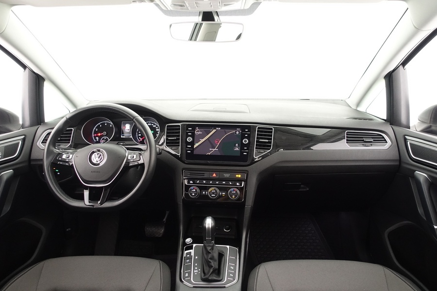 Volkswagen Golf Sportsvan vaihtoauto