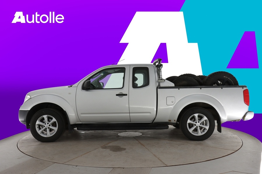 Nissan Navara vaihtoauto