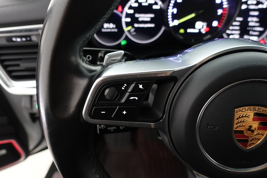 Porsche Panamera vaihtoauto