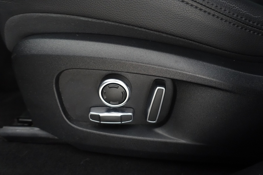 Jaguar F-PACE vaihtoauto