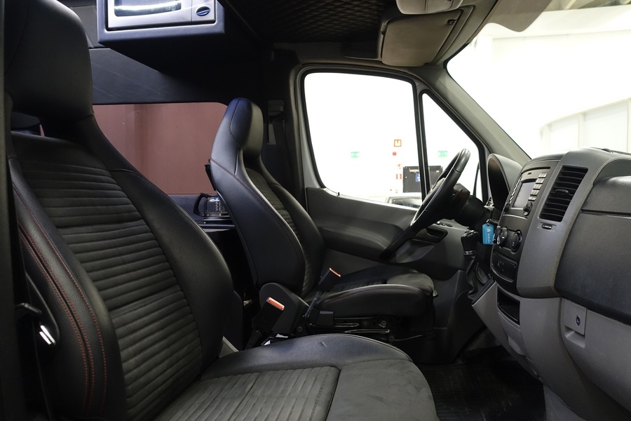 Mercedes-Benz Sprinter vaihtoauto