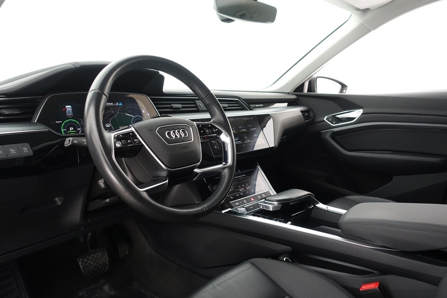 Audi e-tron vaihtoauto