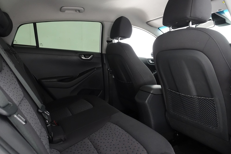 Hyundai IONIQ electric vaihtoauto