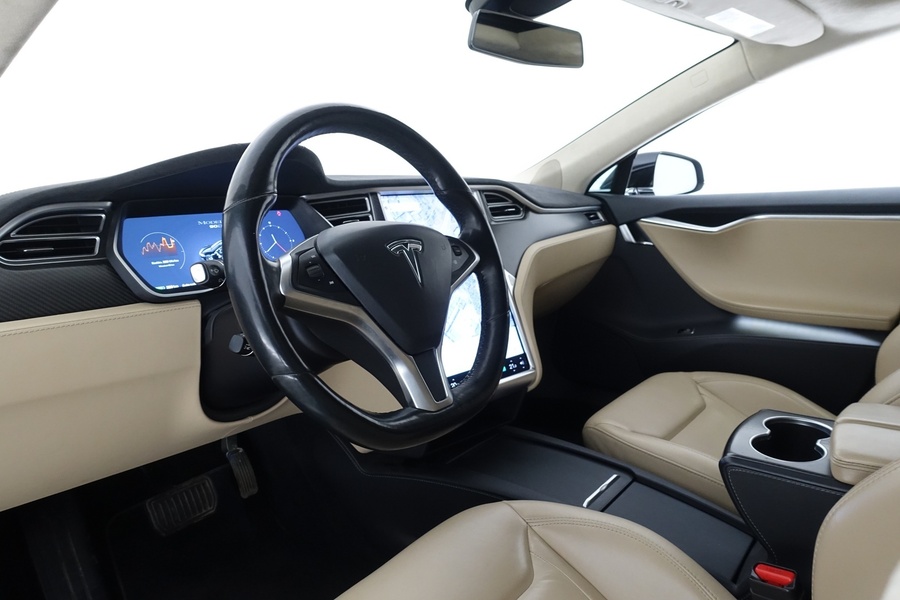 Tesla Model S vaihtoauto