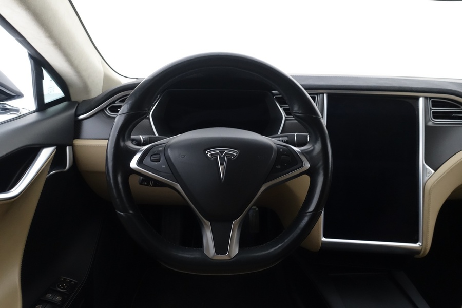Tesla Model S vaihtoauto