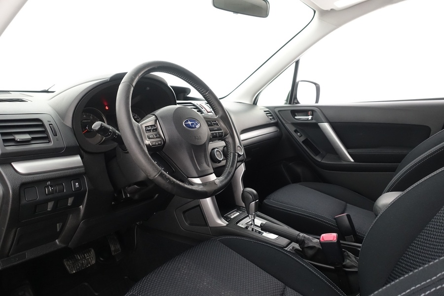 Subaru Forester vaihtoauto