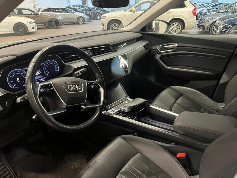 Audi e-tron vaihtoauto