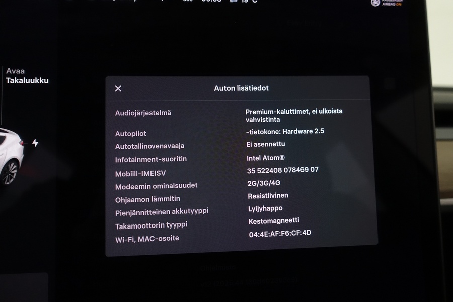 Tesla Model 3 vaihtoauto