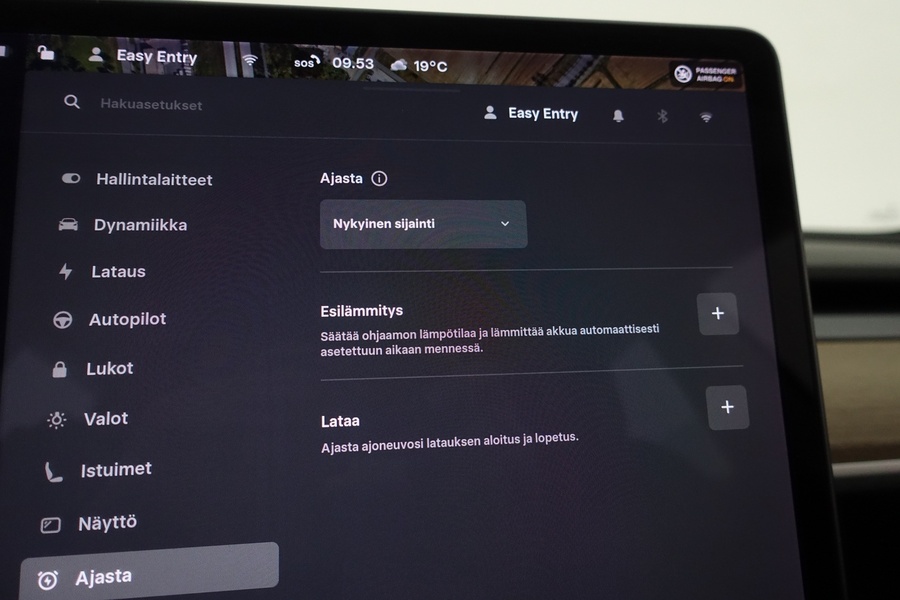 Tesla Model 3 vaihtoauto