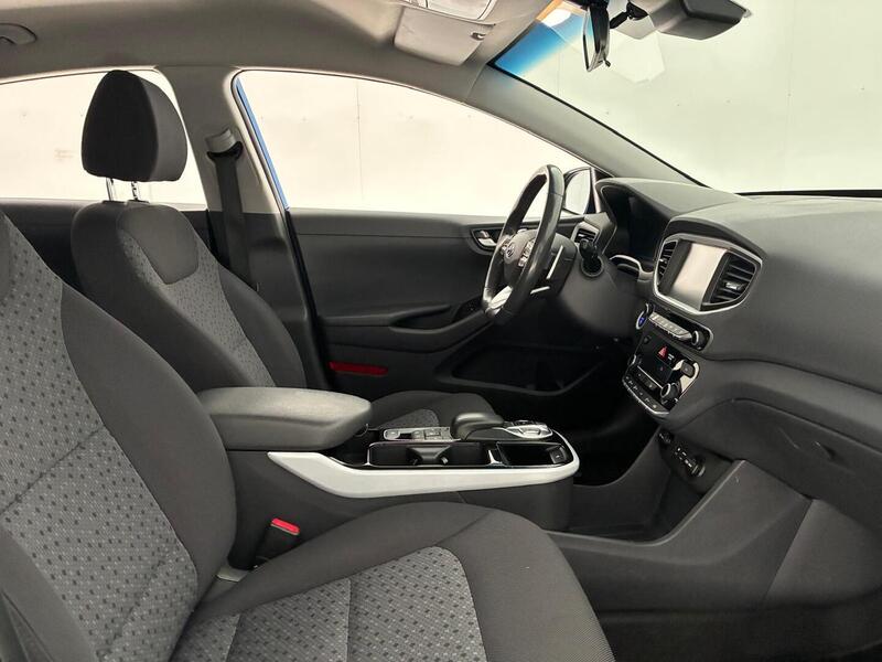 Hyundai IONIQ electric vaihtoauto