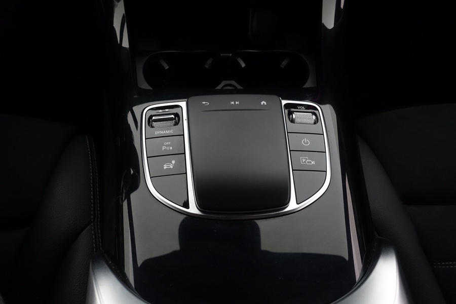 Mercedes-Benz EQC vaihtoauto