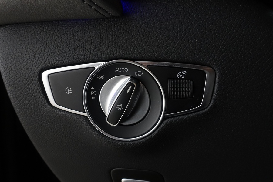 Mercedes-Benz EQC vaihtoauto