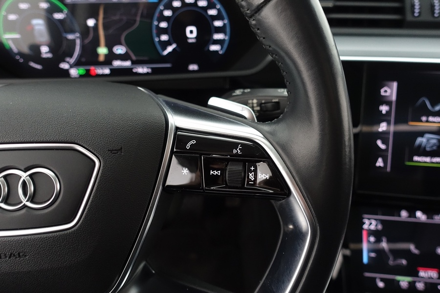 Audi e-tron vaihtoauto