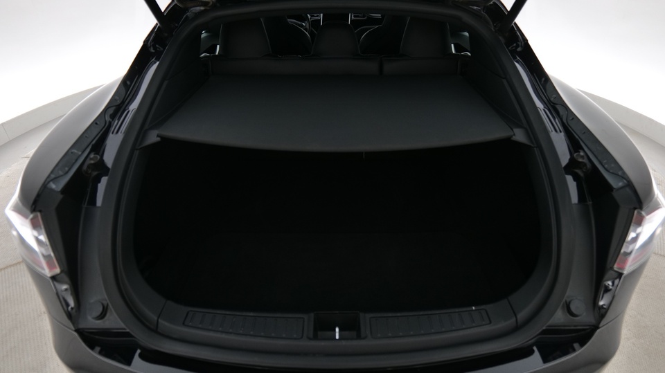 Tesla Model S vaihtoauto