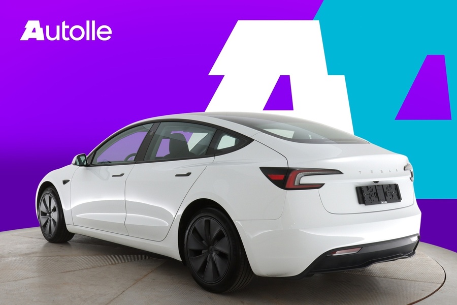 Tesla Model 3 vaihtoauto