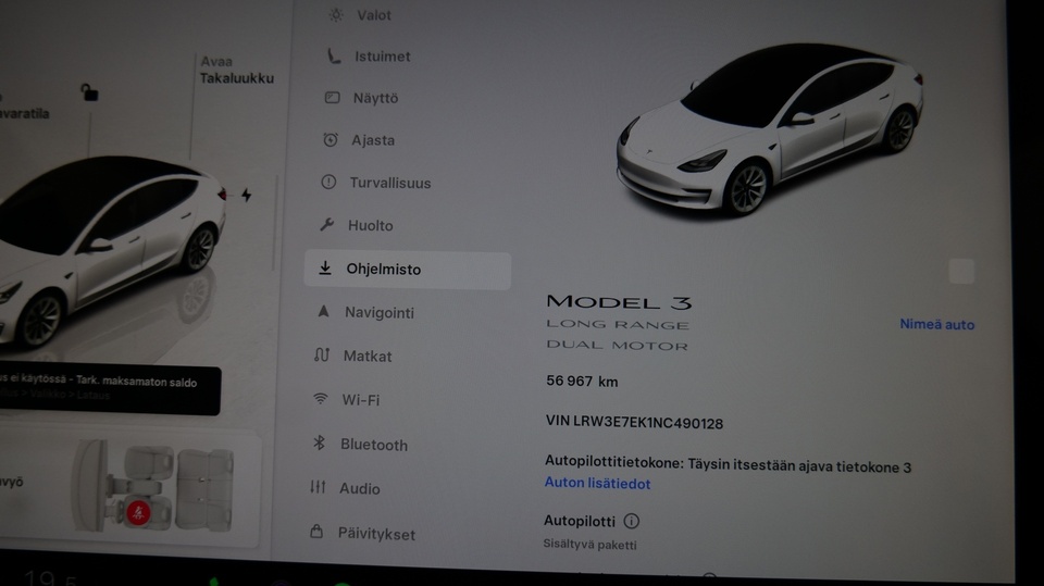 Tesla Model 3 vaihtoauto