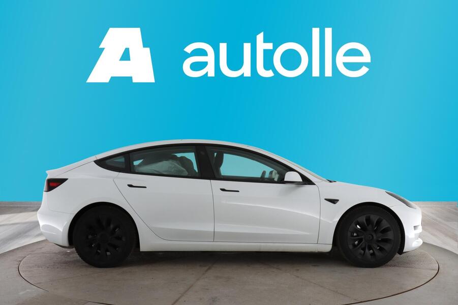 Tesla Model 3 vaihtoauto