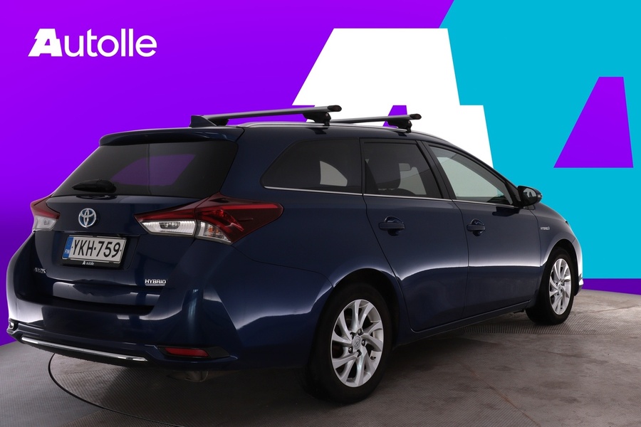 Toyota Auris vaihtoauto