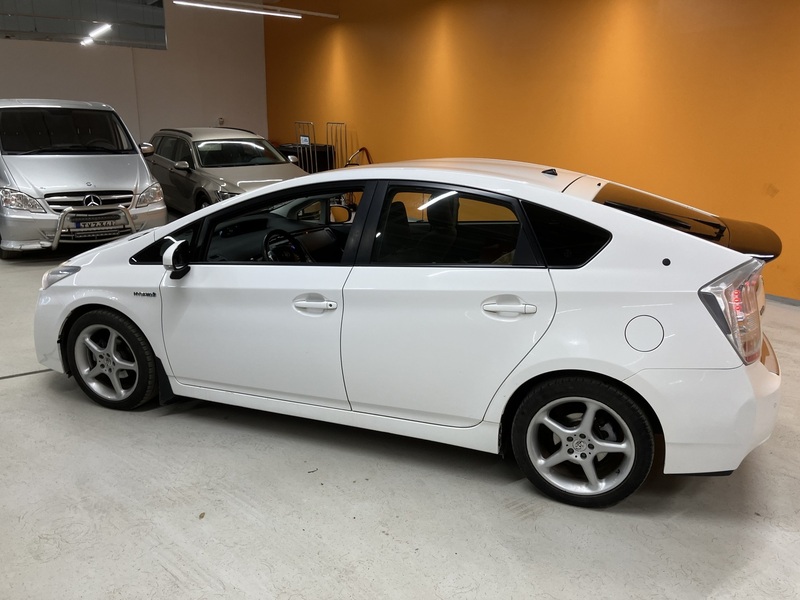 Toyota Prius vaihtoauto