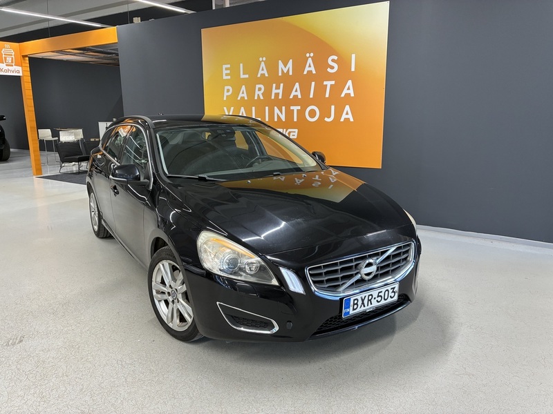 Volvo V60 vaihtoauto