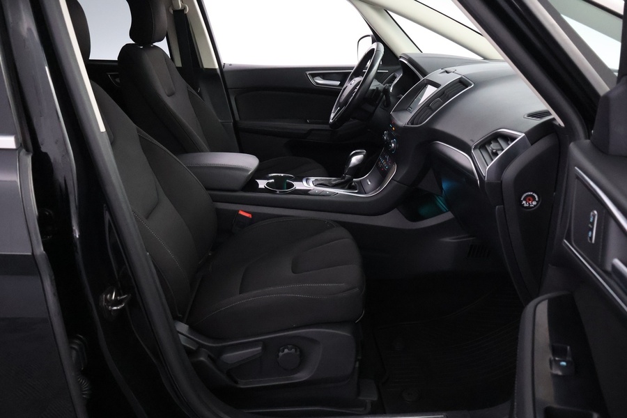 Ford S-MAX vaihtoauto