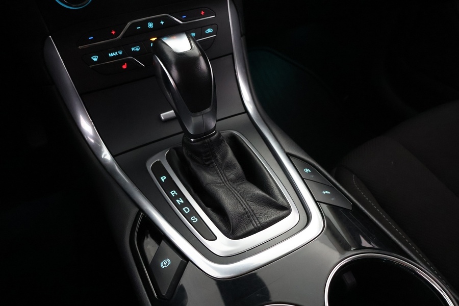 Ford S-MAX vaihtoauto