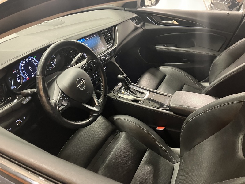 Opel Insignia vaihtoauto