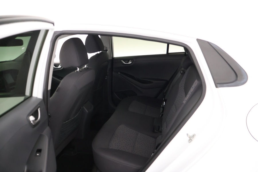 Hyundai IONIQ electric vaihtoauto